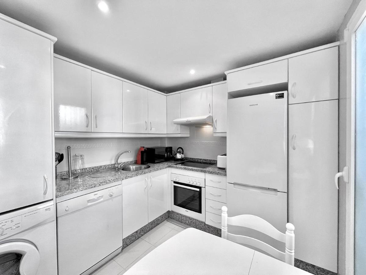 Unique Townhouse In Front Of Puerto Banus Apartment Marbella