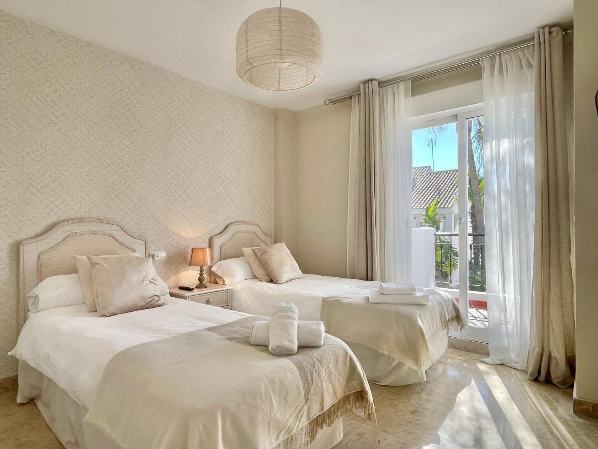 Unique Townhouse In Front Of Puerto Banus Apartment